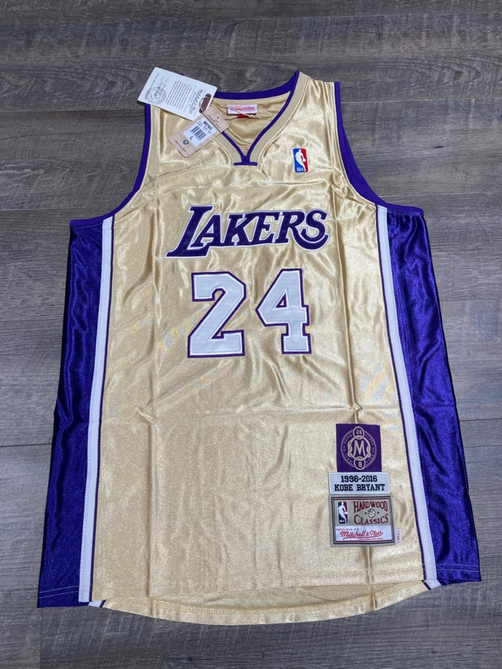 Mitchell Ness 1996-2016 HOF LA Lakers Kobe Bryant Gold Jersey size L 44